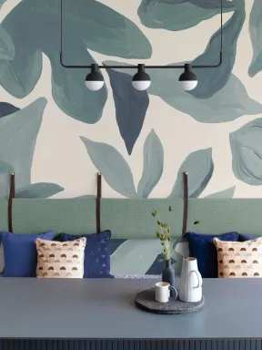 Fresque botanique scandinave artistique bleu feuillu