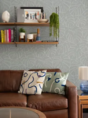 Papier Peint Minimaliste Vert à Motifs de Feuilles de Monstera avec Contours Blancs