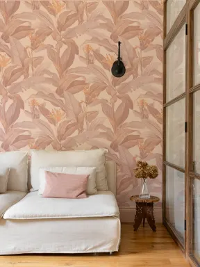 Papier peint botanique vintage Botanist Blush dans des tons floraux roses doux