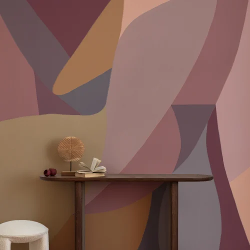 Mural de papel pintado de formas abstractas femeninas en morado y ocre