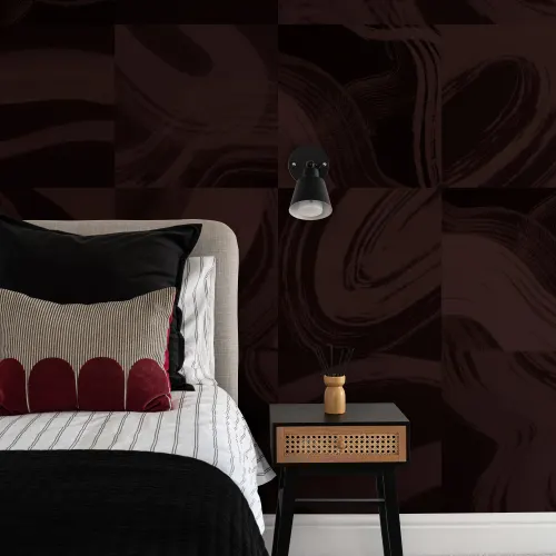 Papel pintado de formas abstractas de tinta con azulejos morados