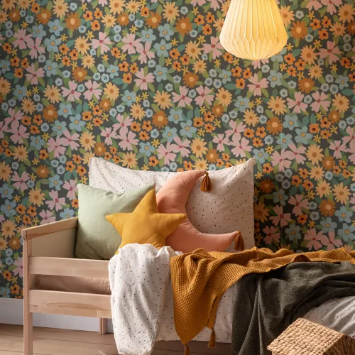 Bright Multicolor Playful Floral Print Tapet