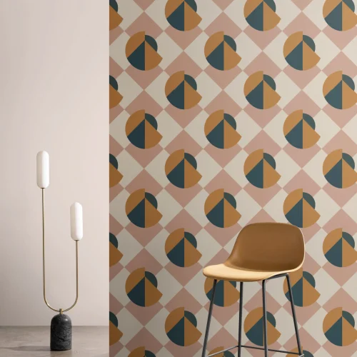 Carta da Parati Rosa e Giallo Ocra con Motivo Geometrico in Stile Memphis