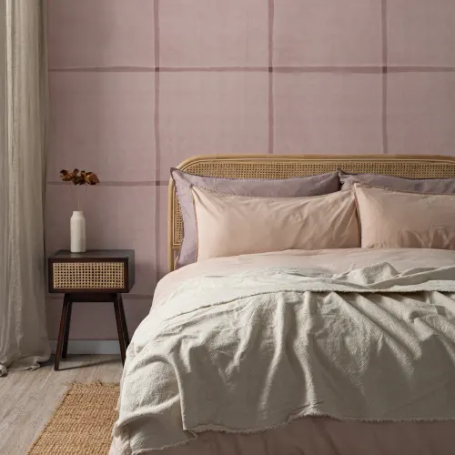 Pehmeän vaaleanpunainen minimalistinen ruutukuviollinen kuvatapetti